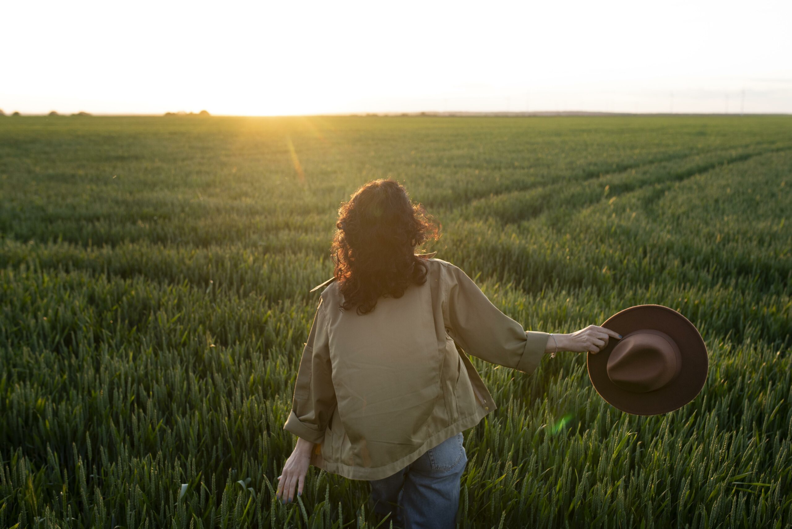 Lire la suite à propos de l’article De l’ombre au soleil : Solutions Naturelles pour redresser un moral en berne et éviter l’épuisement !